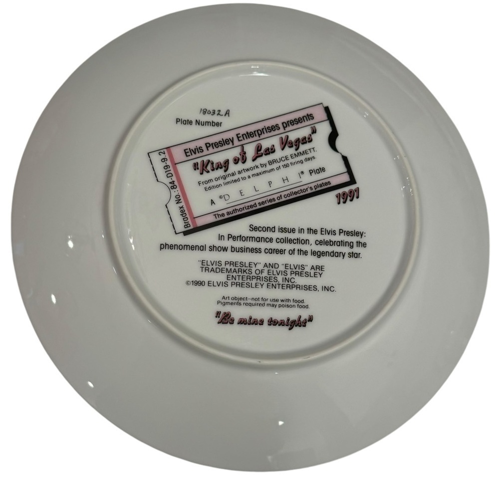 Elvis Presley King Of Las Vegas Vintage Collectors Plate 8 1/4 inches - Picture 2 of 3